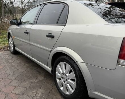 Серый Опель Вектра, объемом двигателя 2.2 л и пробегом 230 тыс. км за 4200 $, фото 3 на Automoto.ua