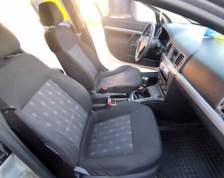 Сірий Опель Вектра, об'ємом двигуна 1.8 л та пробігом 147 тис. км за 3999 $, фото 10 на Automoto.ua