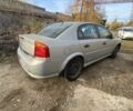 Сірий Опель Вектра, об'ємом двигуна 1.8 л та пробігом 240 тис. км за 2400 $, фото 4 на Automoto.ua
