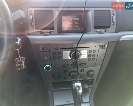 Серый Опель Вектра, объемом двигателя 2.2 л и пробегом 168 тыс. км за 5200 $, фото 16 на Automoto.ua