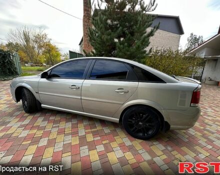 Сірий Опель Вектра, об'ємом двигуна 2.8 л та пробігом 185 тис. км за 7200 $, фото 5 на Automoto.ua