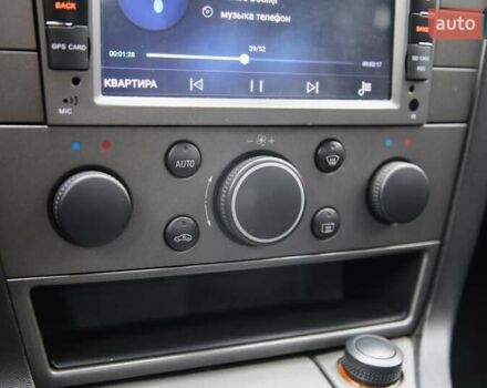 Сірий Опель Вектра, об'ємом двигуна 2.2 л та пробігом 174 тис. км за 5900 $, фото 17 на Automoto.ua