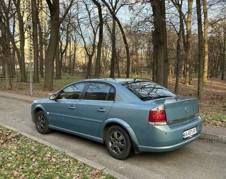 Сірий Опель Вектра, об'ємом двигуна 2.2 л та пробігом 299 тис. км за 6000 $, фото 4 на Automoto.ua