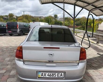 Серый Опель Вектра, объемом двигателя 2.2 л и пробегом 238 тыс. км за 6000 $, фото 7 на Automoto.ua