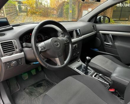 Серый Опель Вектра, объемом двигателя 1.8 л и пробегом 294 тыс. км за 5690 $, фото 12 на Automoto.ua