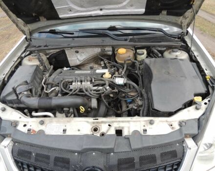 Сірий Опель Вектра, об'ємом двигуна 2.2 л та пробігом 323 тис. км за 4200 $, фото 14 на Automoto.ua