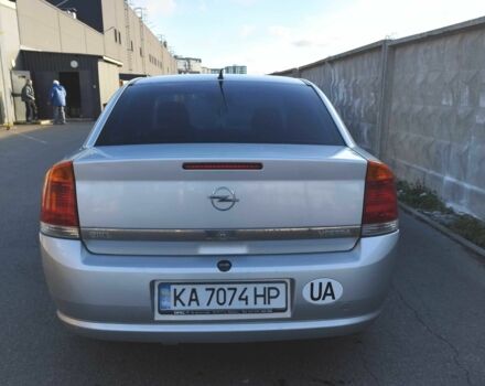 Сірий Опель Вектра, об'ємом двигуна 1.8 л та пробігом 147 тис. км за 3999 $, фото 3 на Automoto.ua