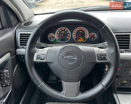 Серый Опель Вектра, объемом двигателя 2.2 л и пробегом 230 тыс. км за 5700 $, фото 20 на Automoto.ua