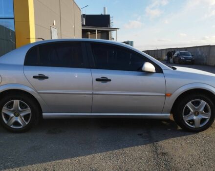 Сірий Опель Вектра, об'ємом двигуна 1.8 л та пробігом 147 тис. км за 3999 $, фото 4 на Automoto.ua