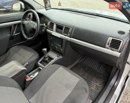 Сірий Опель Вектра, об'ємом двигуна 1.6 л та пробігом 300 тис. км за 4500 $, фото 16 на Automoto.ua