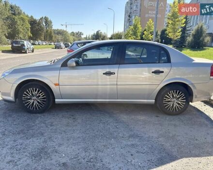 Опель Вектра 2006 в Львове на Automoto.ua Серый Опель Вектра, объемом двигателя 2.2 л и пробегом 90 тыс. км за 6000 $, фото 3 на Automoto.ua