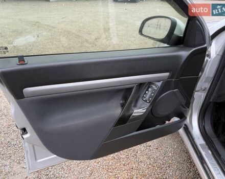 Сірий Опель Вектра, об'ємом двигуна 1.6 л та пробігом 300 тис. км за 4500 $, фото 4 на Automoto.ua