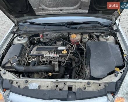 Сірий Опель Вектра, об'ємом двигуна 2.2 л та пробігом 170 тис. км за 4899 $, фото 15 на Automoto.ua