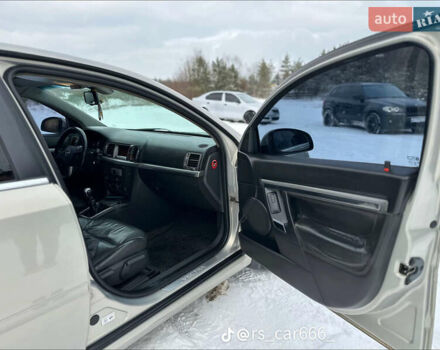 Серый Опель Вектра, объемом двигателя 2.2 л и пробегом 271 тыс. км за 4300 $, фото 16 на Automoto.ua