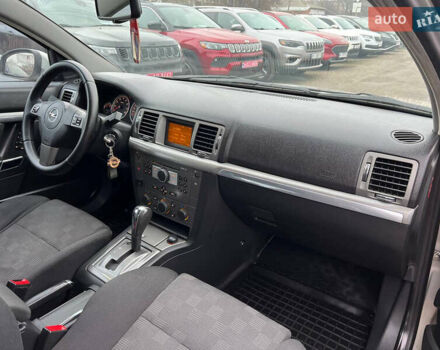 Серый Опель Вектра, объемом двигателя 2.2 л и пробегом 230 тыс. км за 5700 $, фото 16 на Automoto.ua