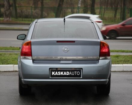 Серый Опель Вектра, объемом двигателя 2.2 л и пробегом 174 тыс. км за 5900 $, фото 4 на Automoto.ua