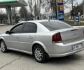 Сірий Опель Вектра, об'ємом двигуна 2.2 л та пробігом 256 тис. км за 3900 $, фото 3 на Automoto.ua