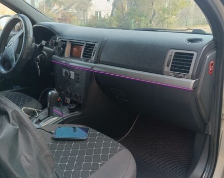 Сірий Опель Вектра, об'ємом двигуна 2.2 л та пробігом 240 тис. км за 4300 $, фото 7 на Automoto.ua