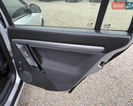 Сірий Опель Вектра, об'ємом двигуна 1.6 л та пробігом 300 тис. км за 4500 $, фото 12 на Automoto.ua