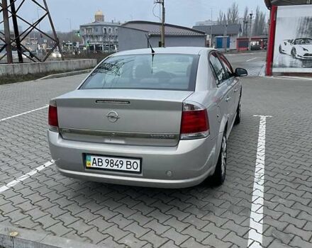Сірий Опель Вектра, об'ємом двигуна 2.2 л та пробігом 170 тис. км за 4899 $, фото 2 на Automoto.ua