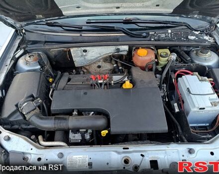 Сірий Опель Вектра, об'ємом двигуна 2.2 л та пробігом 260 тис. км за 4500 $, фото 12 на Automoto.ua