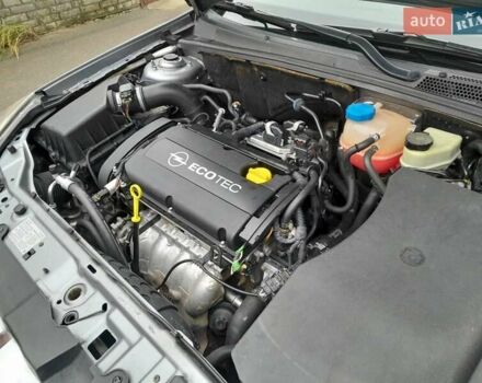 Серый Опель Вектра, объемом двигателя 1.8 л и пробегом 293 тыс. км за 5500 $, фото 6 на Automoto.ua