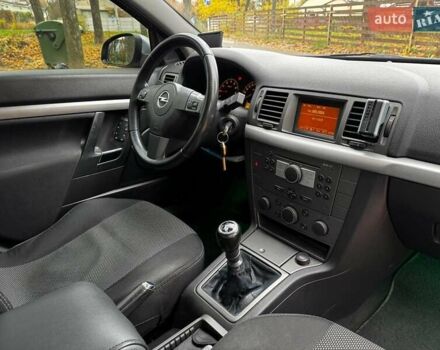 Серый Опель Вектра, объемом двигателя 1.8 л и пробегом 294 тыс. км за 5690 $, фото 30 на Automoto.ua