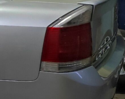 Серый Опель Вектра, объемом двигателя 2.2 л и пробегом 272 тыс. км за 5500 $, фото 1 на Automoto.ua