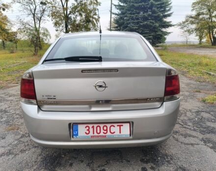 Сірий Опель Вектра, об'ємом двигуна 1.9 л та пробігом 250 тис. км за 3300 $, фото 2 на Automoto.ua