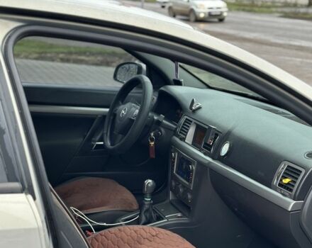 Серый Опель Вектра, объемом двигателя 2.2 л и пробегом 173 тыс. км за 6000 $, фото 6 на Automoto.ua