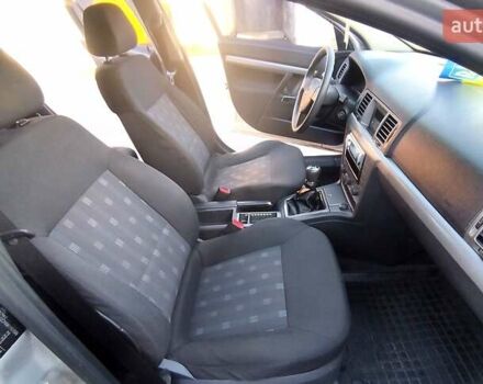 Сірий Опель Вектра, об'ємом двигуна 1.8 л та пробігом 147 тис. км за 3999 $, фото 10 на Automoto.ua