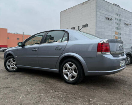 Сірий Опель Вектра, об'ємом двигуна 2.2 л та пробігом 56 тис. км за 8500 $, фото 4 на Automoto.ua