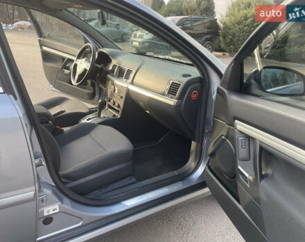 Сірий Опель Вектра, об'ємом двигуна 2.2 л та пробігом 185 тис. км за 6800 $, фото 11 на Automoto.ua