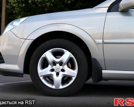 Сірий Опель Вектра, об'ємом двигуна 2.2 л та пробігом 303 тис. км за 5500 $, фото 1 на Automoto.ua