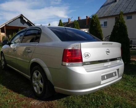 Серый Опель Вектра, объемом двигателя 2.2 л и пробегом 76 тыс. км за 7999 $, фото 7 на Automoto.ua