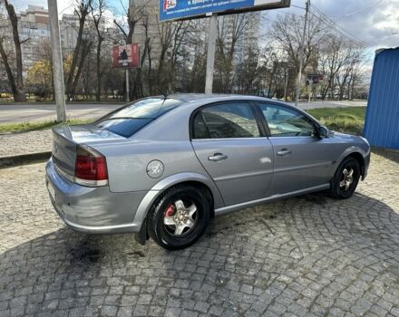 Серый Опель Вектра, объемом двигателя 1.6 л и пробегом 1000 тыс. км за 2000 $, фото 1 на Automoto.ua