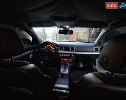 Серый Опель Вектра, объемом двигателя 2.2 л и пробегом 286 тыс. км за 4200 $, фото 3 на Automoto.ua