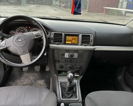 Серый Опель Вектра, объемом двигателя 2.2 л и пробегом 208 тыс. км за 5200 $, фото 5 на Automoto.ua