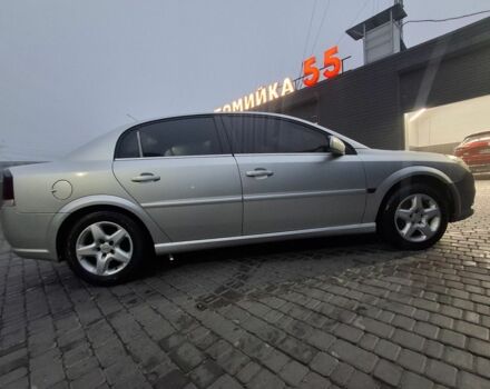 Серый Опель Вектра, объемом двигателя 2.2 л и пробегом 286 тыс. км за 4200 $, фото 6 на Automoto.ua