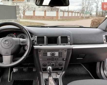 Сірий Опель Вектра, об'ємом двигуна 2.2 л та пробігом 247 тис. км за 5200 $, фото 18 на Automoto.ua