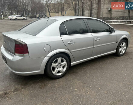 Сірий Опель Вектра, об'ємом двигуна 2.2 л та пробігом 250 тис. км за 4700 $, фото 5 на Automoto.ua