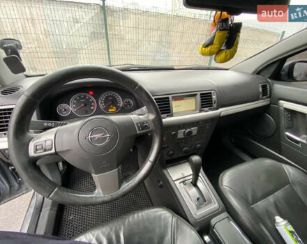 Сірий Опель Вектра, об'ємом двигуна 2.2 л та пробігом 392 тис. км за 5300 $, фото 4 на Automoto.ua