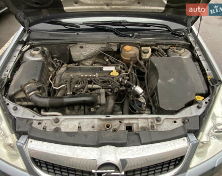 Сірий Опель Вектра, об'ємом двигуна 2.2 л та пробігом 392 тис. км за 5300 $, фото 6 на Automoto.ua