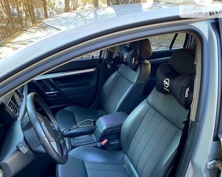 Серый Опель Вектра, объемом двигателя 2.2 л и пробегом 134 тыс. км за 7100 $, фото 10 на Automoto.ua