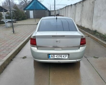 Сірий Опель Вектра, об'ємом двигуна 1.8 л та пробігом 258 тис. км за 5200 $, фото 3 на Automoto.ua
