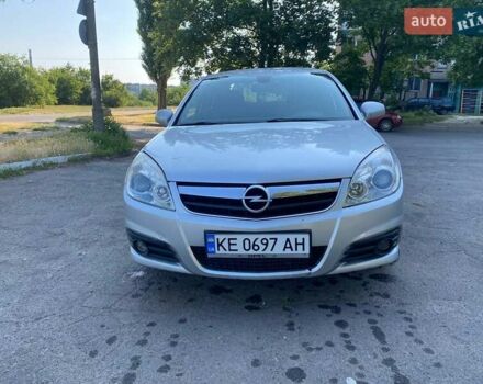 Серый Опель Вектра, объемом двигателя 2.2 л и пробегом 155 тыс. км за 5700 $, фото 4 на Automoto.ua