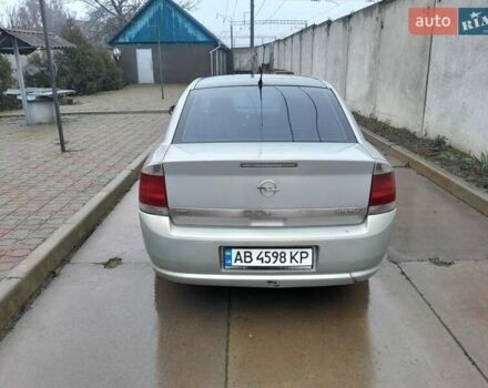 Серый Опель Вектра, объемом двигателя 1.8 л и пробегом 258 тыс. км за 5200 $, фото 2 на Automoto.ua
