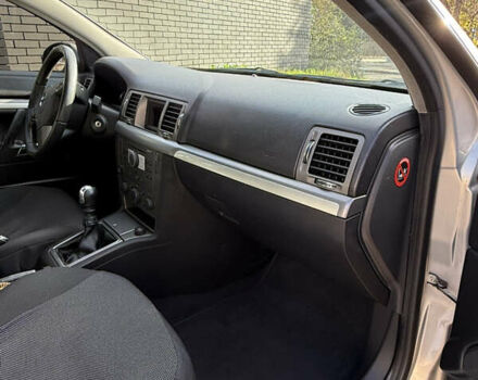 Сірий Опель Вектра, об'ємом двигуна 2.2 л та пробігом 194 тис. км за 6950 $, фото 24 на Automoto.ua