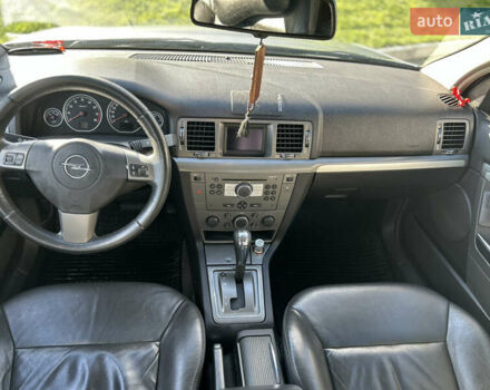 Опель Вектра 2007 в Львове на Automoto.ua Серый Опель Вектра, объемом двигателя 2.2 л и пробегом 290 тыс. км за 5300 $, фото 4 на Automoto.ua