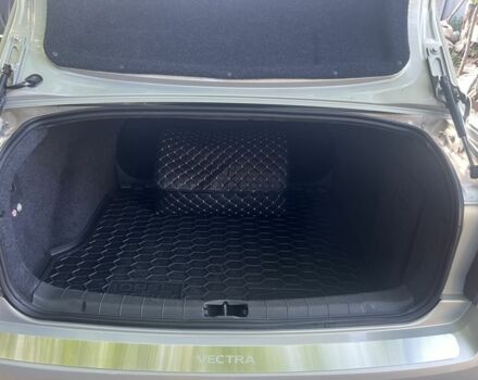 Серый Опель Вектра, объемом двигателя 2.2 л и пробегом 198 тыс. км за 6900 $, фото 5 на Automoto.ua